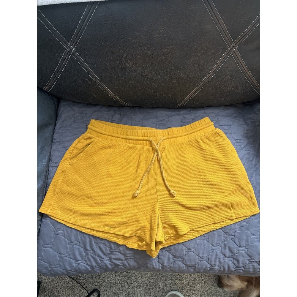 Lou And Grey Mustard Colored Short Size Large